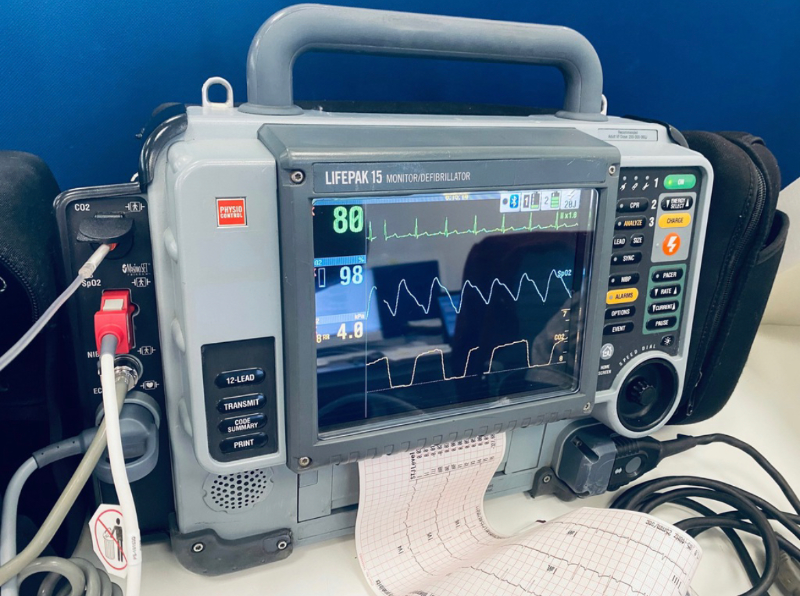 Physio-Control Lifepak 15 Defibrillator