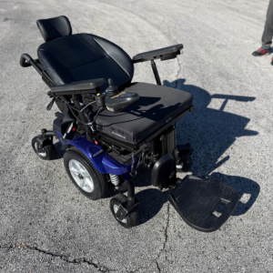 Lightly used Electric Wheel Chair - Avid Rehab Avector HD